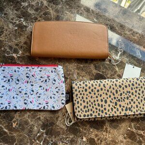 Wallets & Pouch Grab Bag!